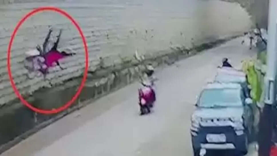 பாலம் விபத்து