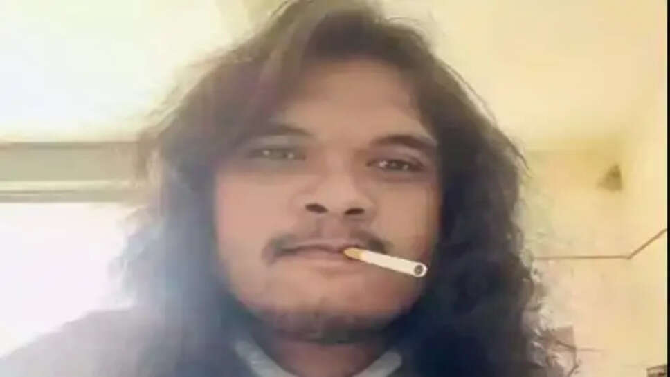 பெசகித் சிகர் கக்கர் மோன்யெட்