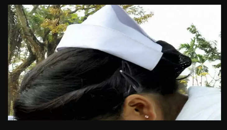 நர்சிங் மாணவி