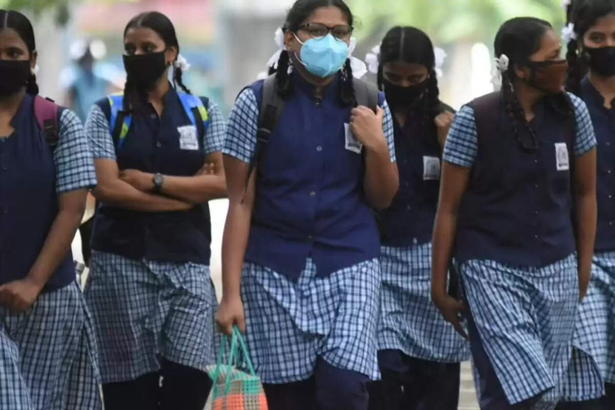 மாணவிகள்