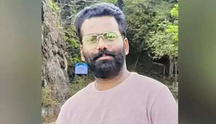  ஏ.வி.முகேஷ்