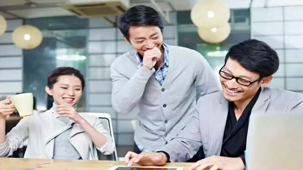 மகிழ்ச்சி, சிரிப்பது 