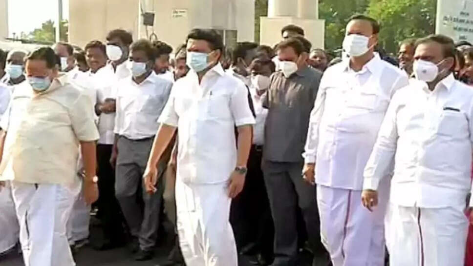 ஸ்டாலின்