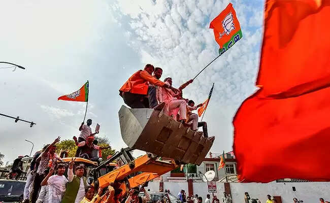 சிறப்பு கட்டுரை | உ.பி.யில் பாஜகவின் கோட்டை சரிந்தது ஏன்? ‘அயோத்தி’ ராமர் வசீகரிக்கவில்லையா?