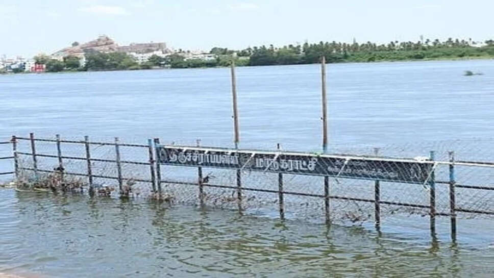 முக்கொம்பு