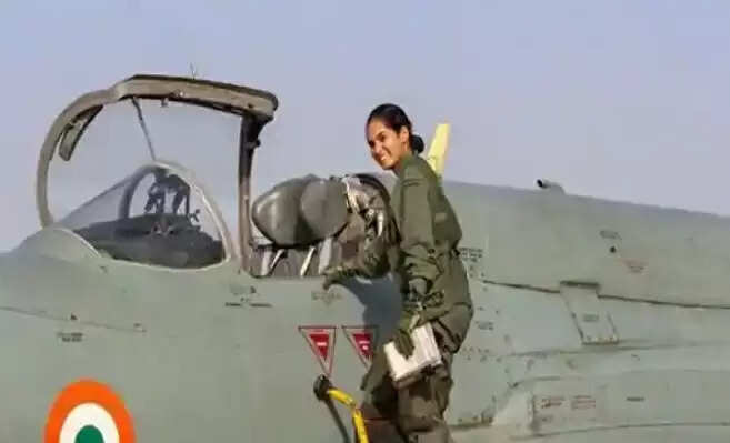 அவனி சதுர்வேதி