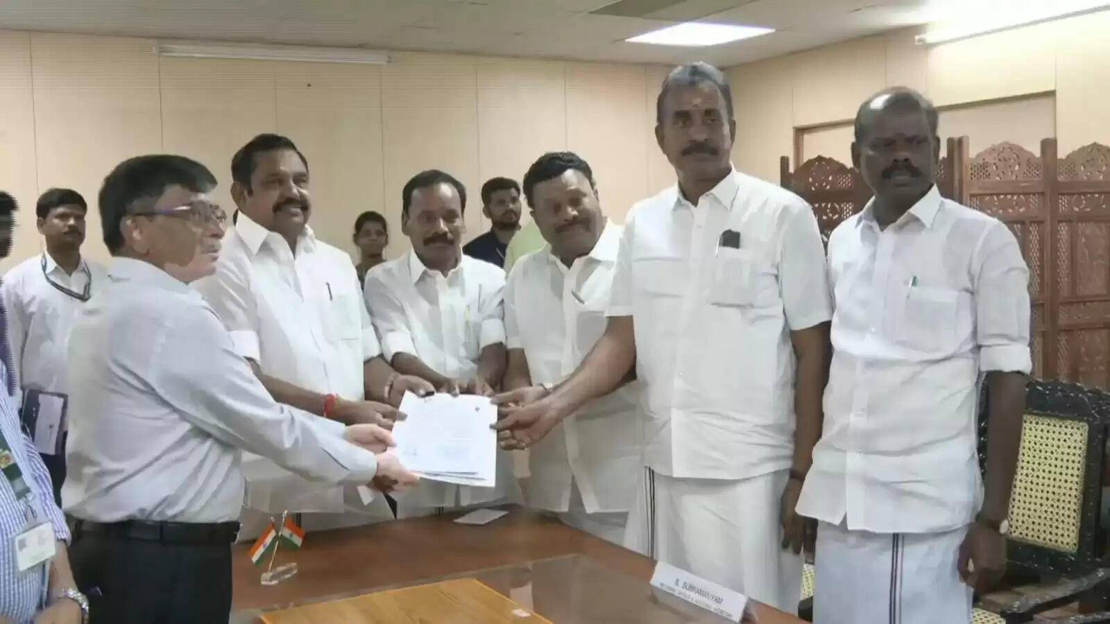 அதிமுக வேட்பாளர்கள் வேட்புமனு தாக்கல்... மாநிலங்களவை தேர்தல்!