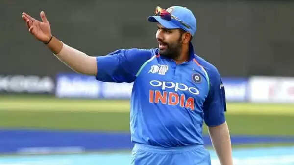 ரோகித் சர்மாவுக்கு கொரோனா!! கோப்பையை வெல்லுமா இந்தியா?! கலக்கத்தில் ரசிகர்கள்!!