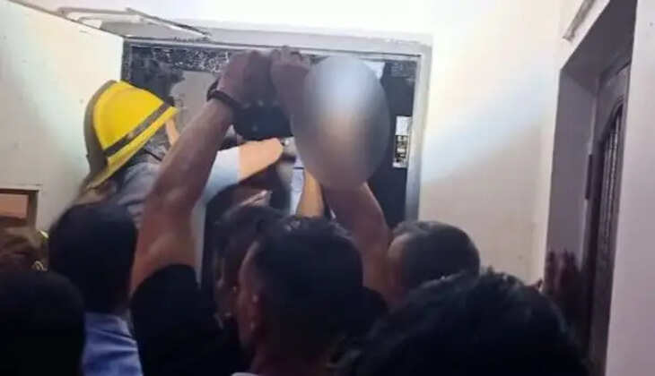 லிப்ட்டில் மாட்டிக்கொண்ட சிறுவன்