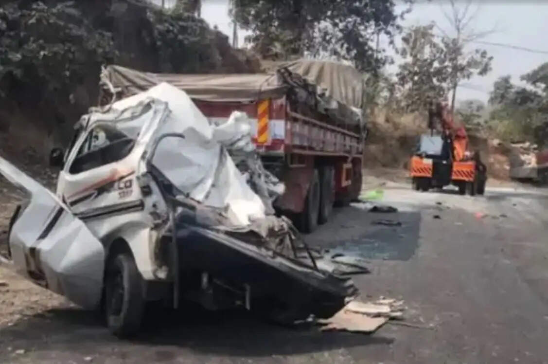 லாரி கார்