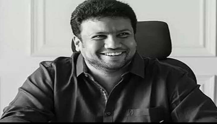 வெற்றி துரைசாமி