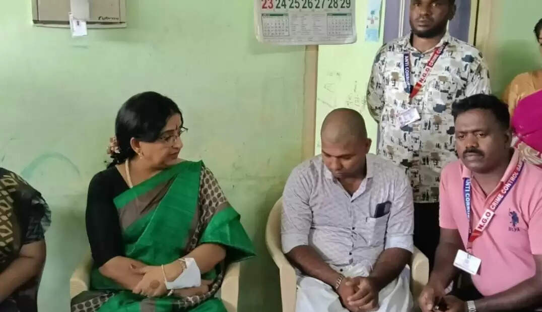 அம்பிகா கரூர்