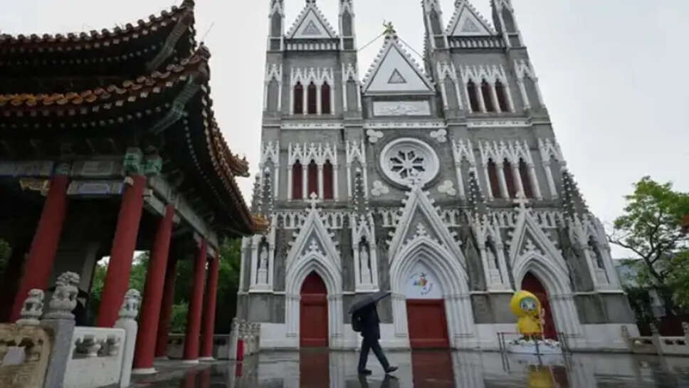 கத்தோலிக்கர்கள் கிறிஸ்தவர்கள் கிறிஸ்துவர்கள் ஆர்சி தேவாலயம்