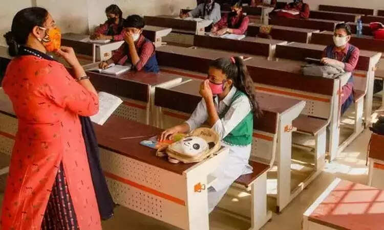 பள்ளி கொரோனா