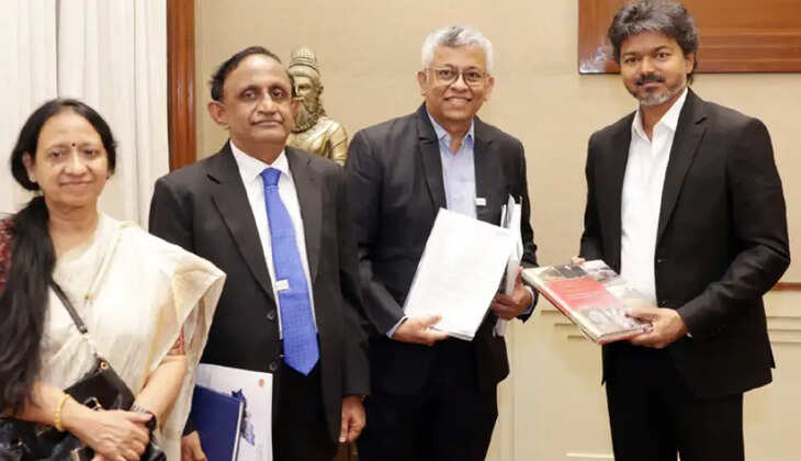 தொழில் வர்த்தகக் கூட்டமைப்புக் குழுவினர் 