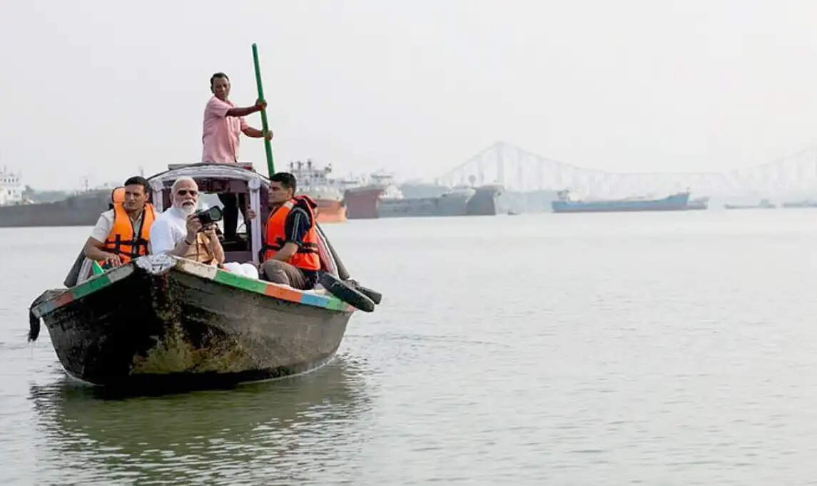 மோடி படகு