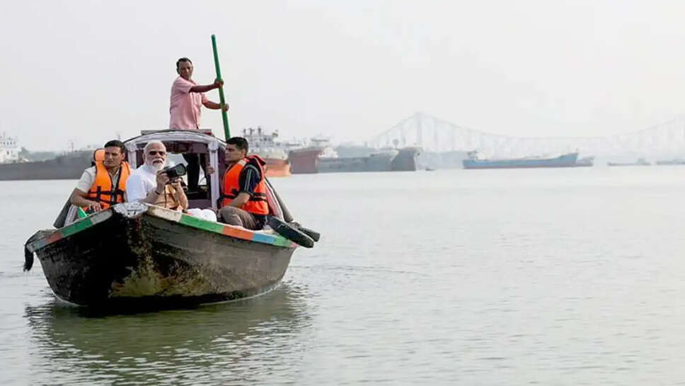 மோடி படகு