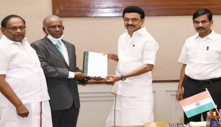 நீதிபதி ஆறுமுகசாமி  ஜெயலலிதா