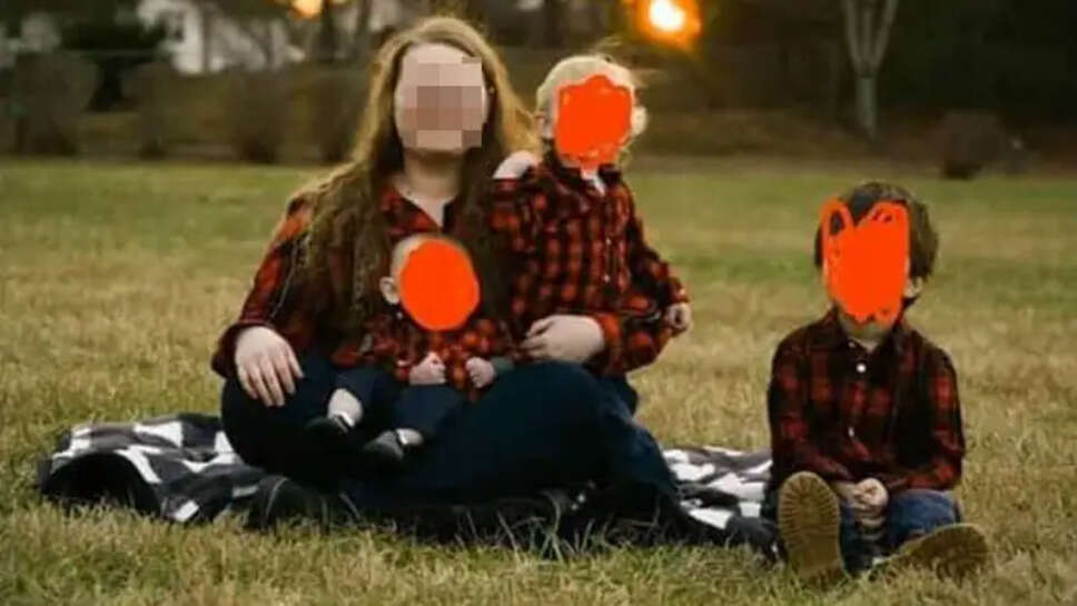 வளர்ப்பு தாய்