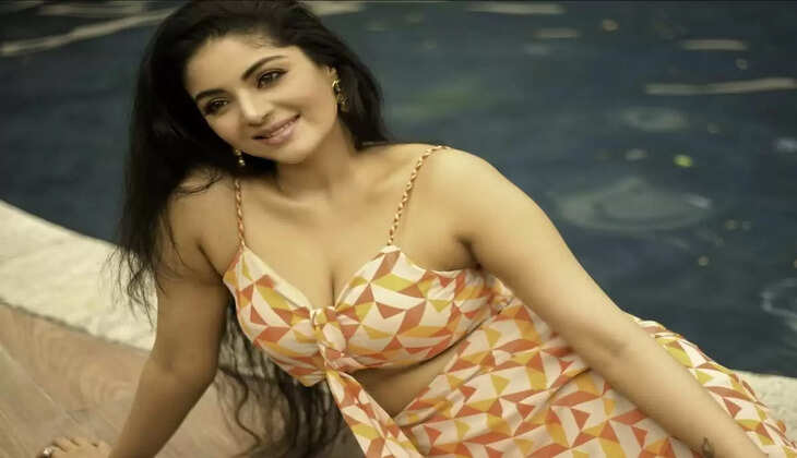 சனம் ஷெட்டி