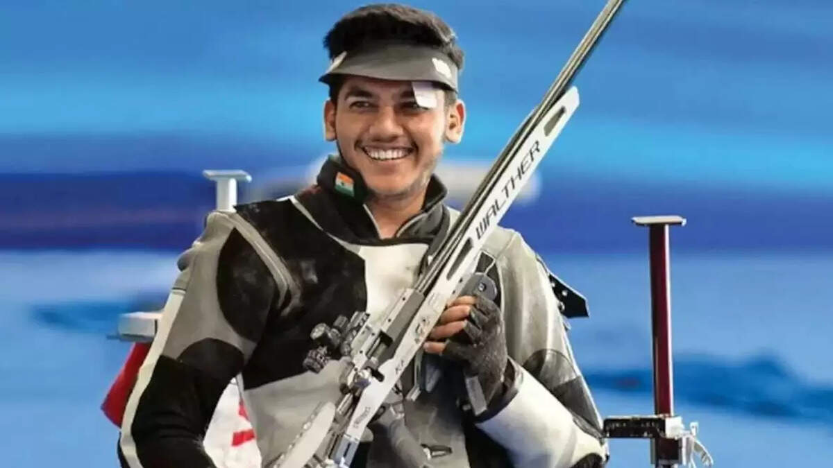 துப்பாக்கி சுடுதல் இந்தியாவின் ஐஸ்வரி பிரதாப் சிங் தோமர்