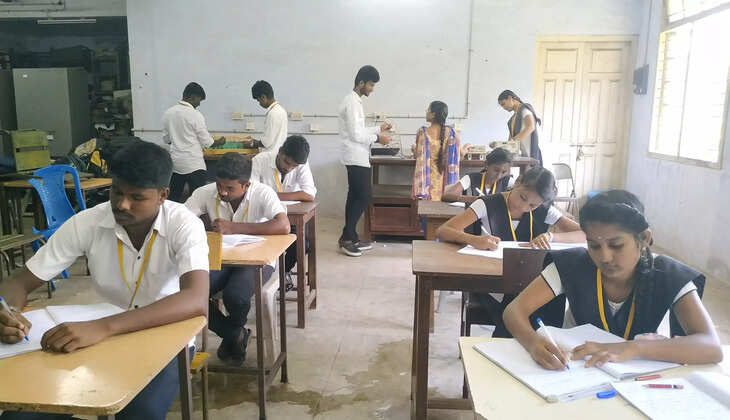 பட்டயத் தேர்வுகள்