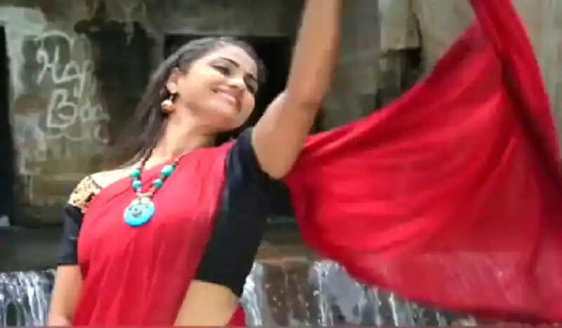 திவ்யா பாரதி