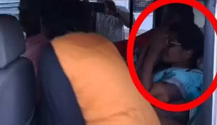 கஸ்தூரி