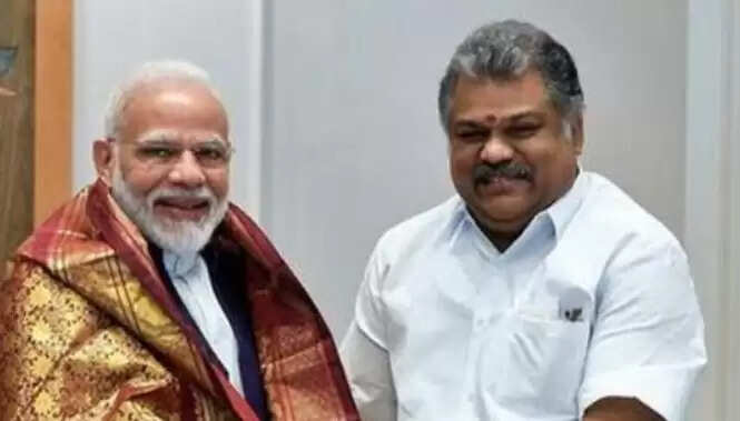 ஜி.கே.வாசன் மோடி