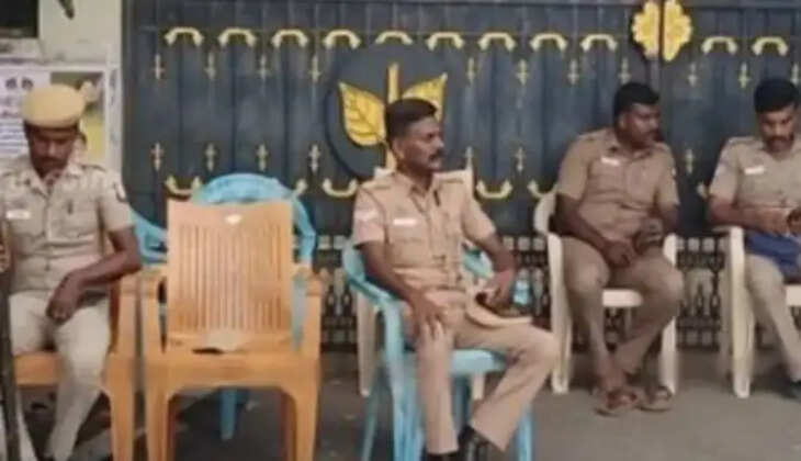 புதுக்கோட்டை அதிமுக அலுவலகம் 