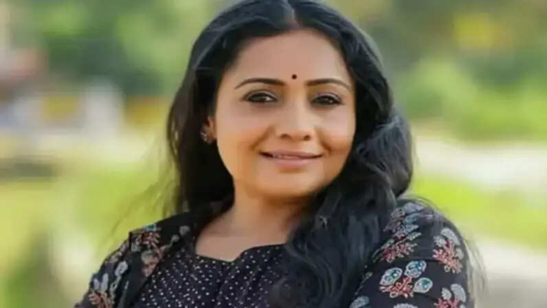 மீரா வாசுதேவன்