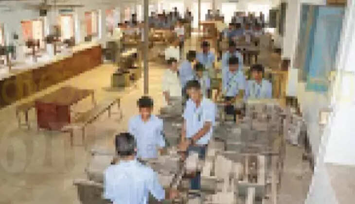 அரசு தொழிற்பயிற்சி நிலையங்களில் மாணவர் சேர்க்கை