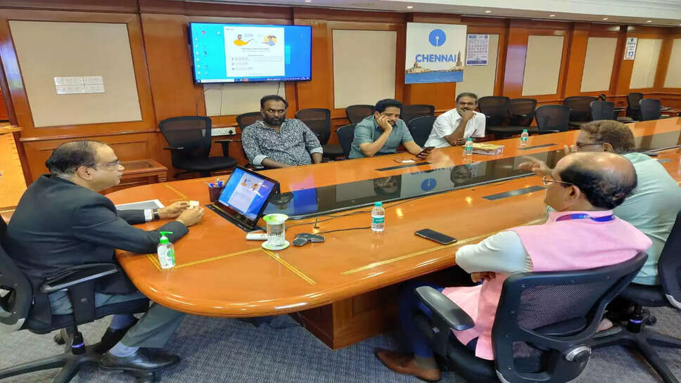 வெங்கடேசன்