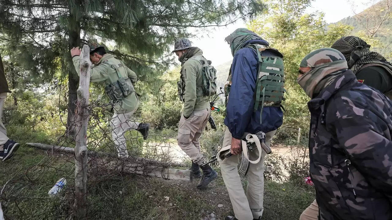 ராணுவ முகாம்