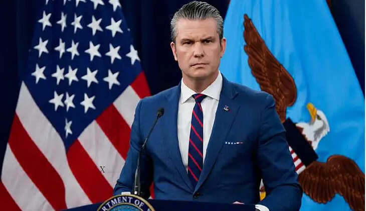 அமெரிக்கப் பாதுகாப்பு அமைச்சர் பீட் ஹெக்சேத் 