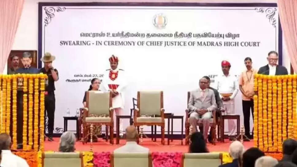 சென்னை உயர்நீதிமன்ற நீதிபதி பதவியேற்பு