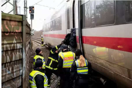 ரயில் விபத்து