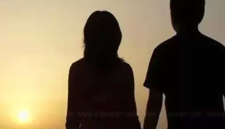 மாணவருடன் பள்ளி மாணவி ஓட்டம்