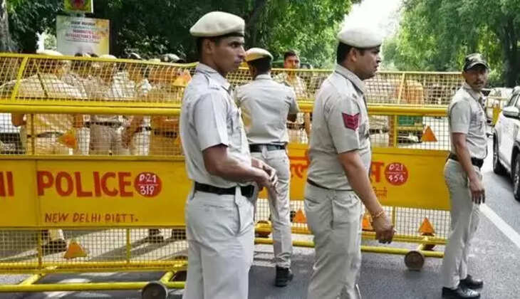 டெல்லி போலீசார்
