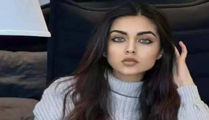 சாரா டார்