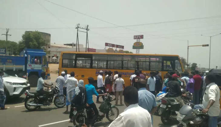 கல்லூரி பேருந்து விபத்து