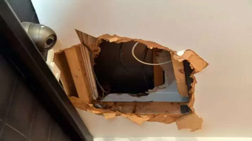 நகைக்கடை திருட்டு