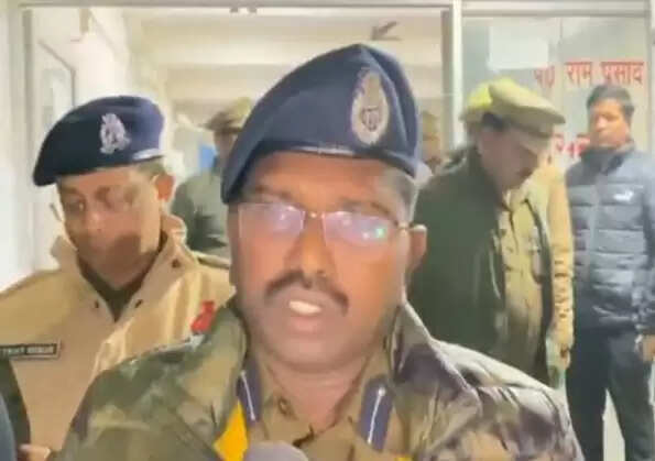 ஷாஜஹான்பூர் மாவட்ட காவல் கண்காணிப்பாளர் (எஸ்பி)