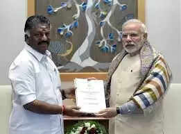 மோடி ஓ.பன்னீர்செல்வம்