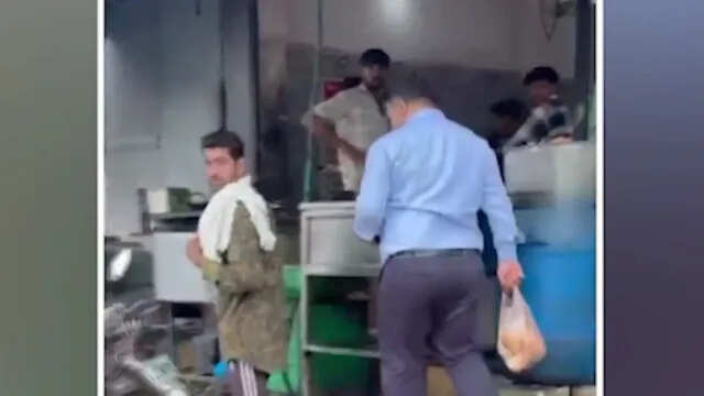 சமோசா ரயில் பைலட் லோகோ