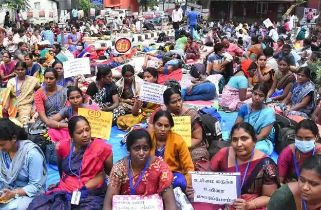 ஆசிரியர்கள் உண்ணாவிரத போராட்டம்