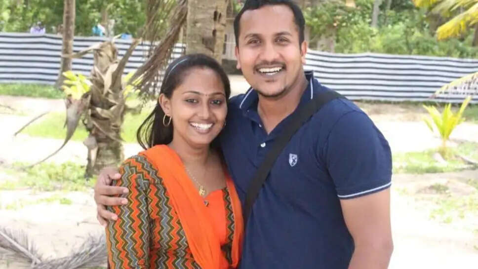 பிலிப் மேத்யூ - மெரின் ஜாய்