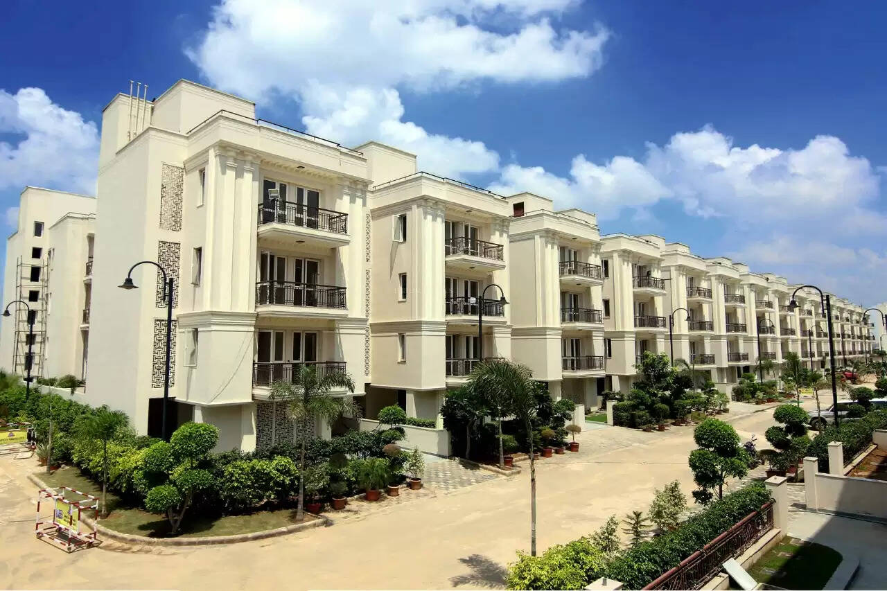 அடுக்குமாடி கட்டிடம் குடியிருப்பு பில்டிங் அபார்ட்மெண்ட்