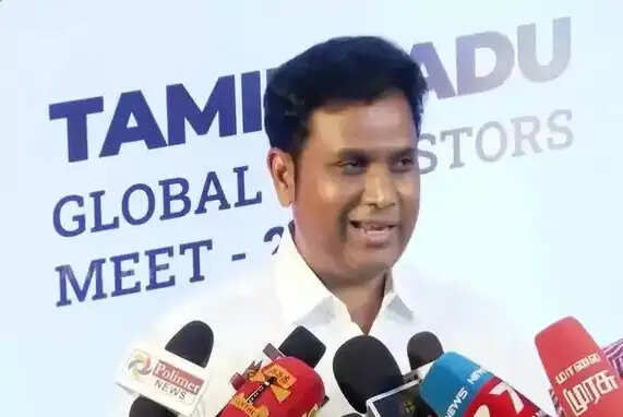 காமராஜ்  டி.ஆர்.பி.ராஜா