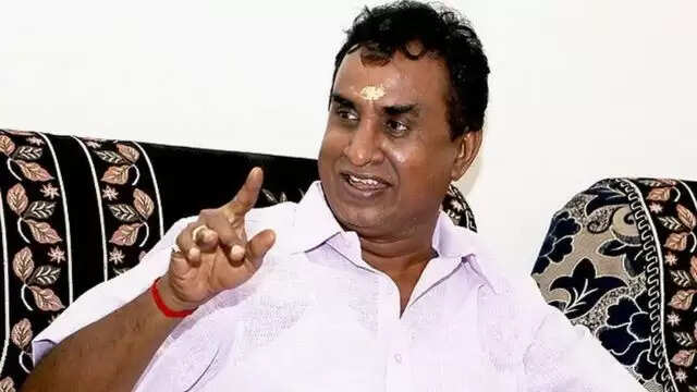 வேலுமணி அமைச்சர்